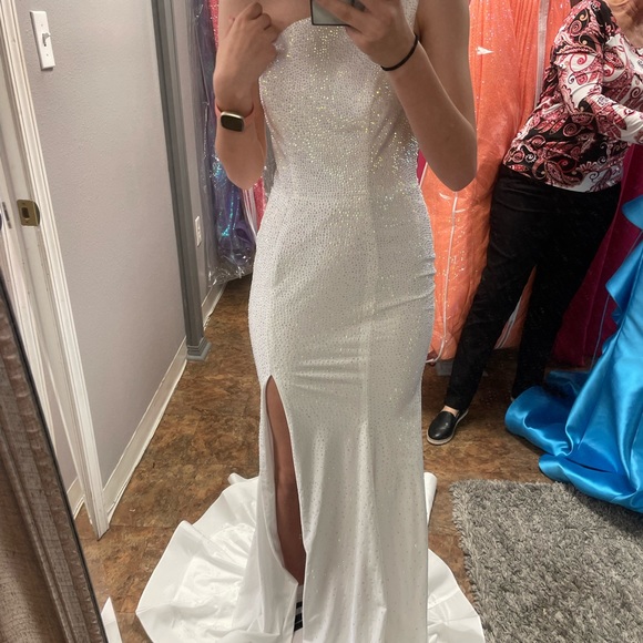 white sherri hill prom dress - Picture 2 of 2